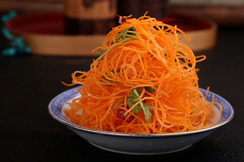 �Ͱ���}��